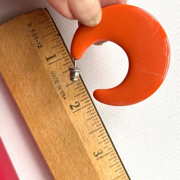 Vintage Kenneth Jay Lane 8pr Boxed Set Crescent Slice Hoop Earrings KJL Designer - Picture 9 of 16